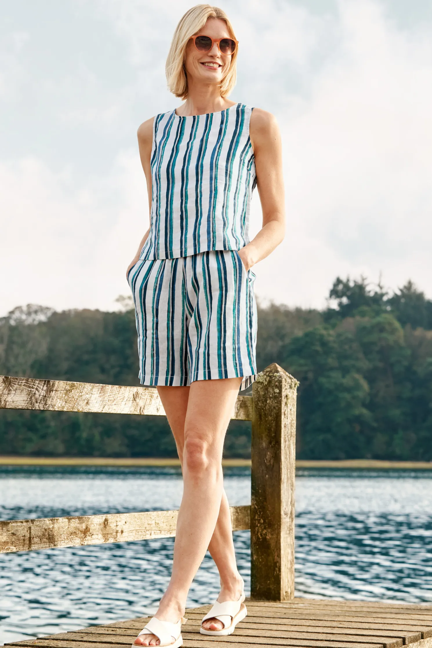 Aviso Printed Linen Shorts