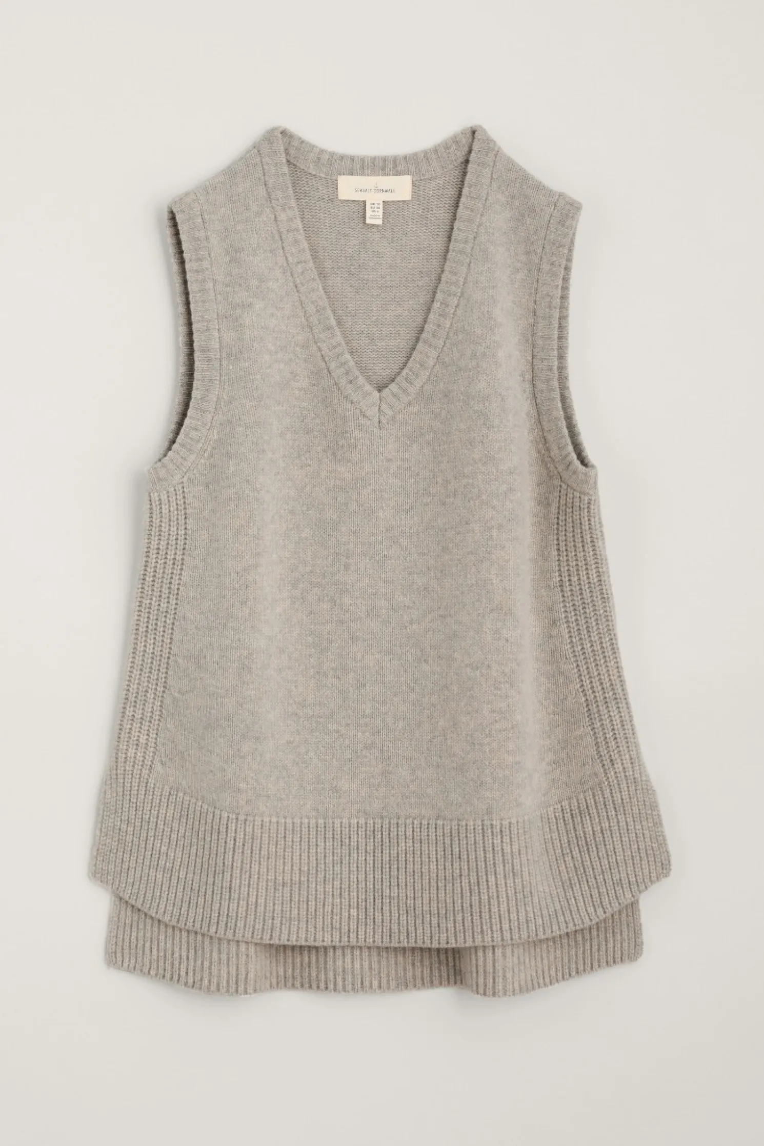 Coupling V-Neck Vest