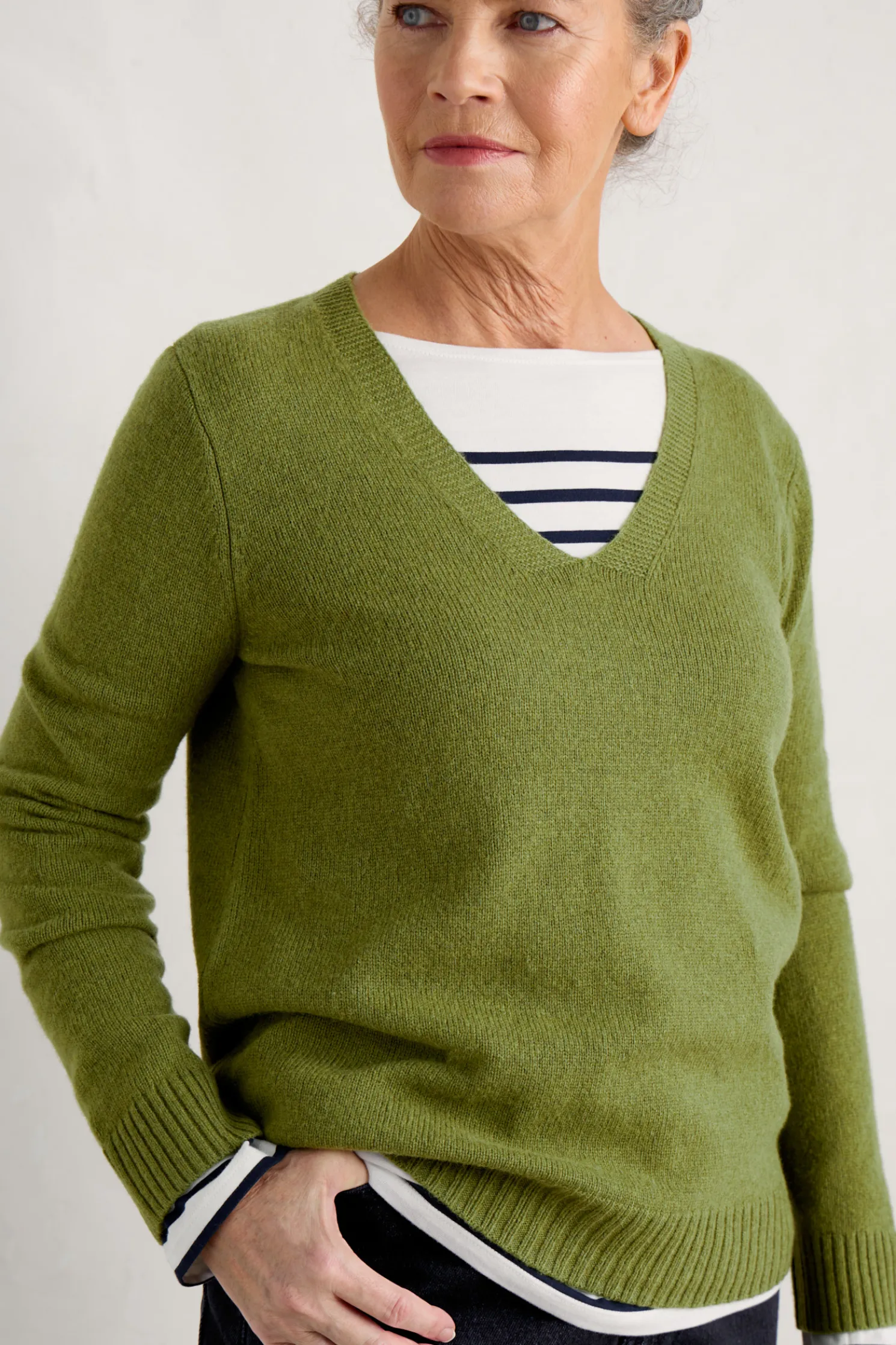 Hendra Lane V-Neck Jumper
