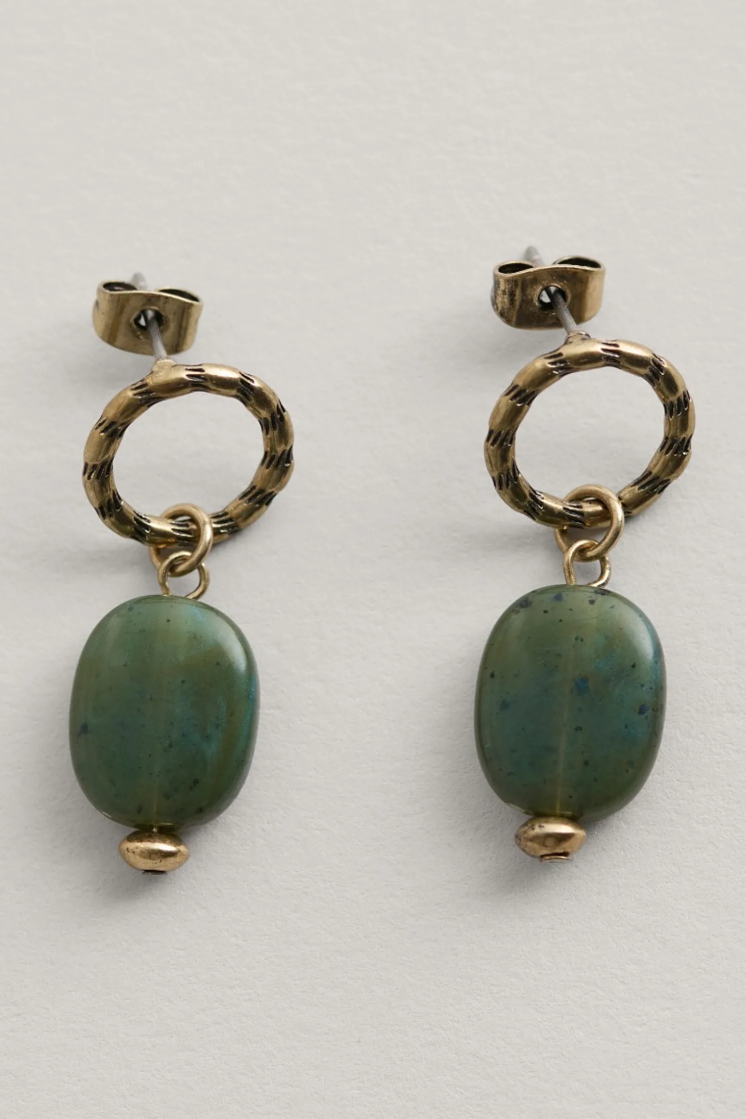 Juliot Drop Earrings