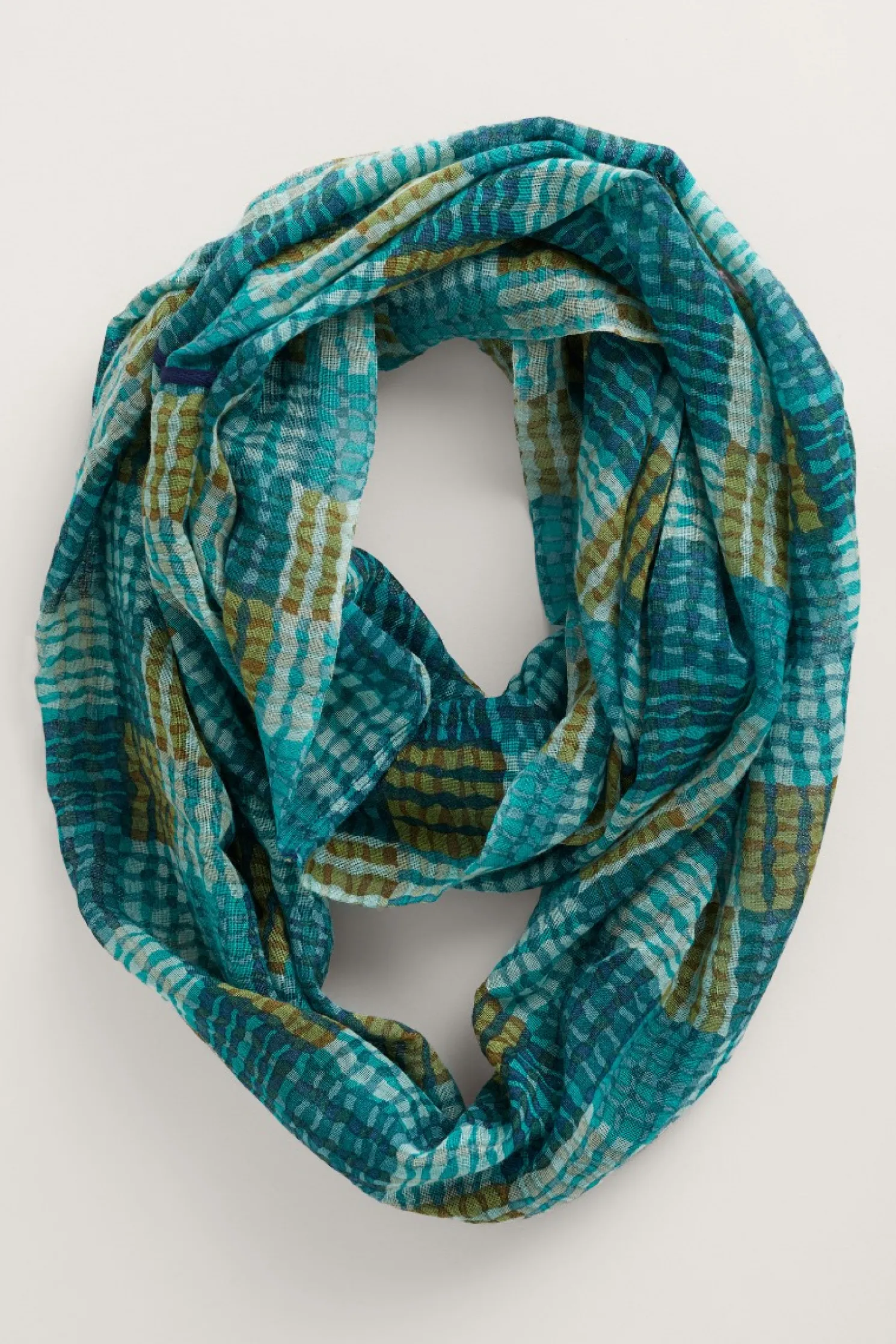 Pretty Circle Scarf