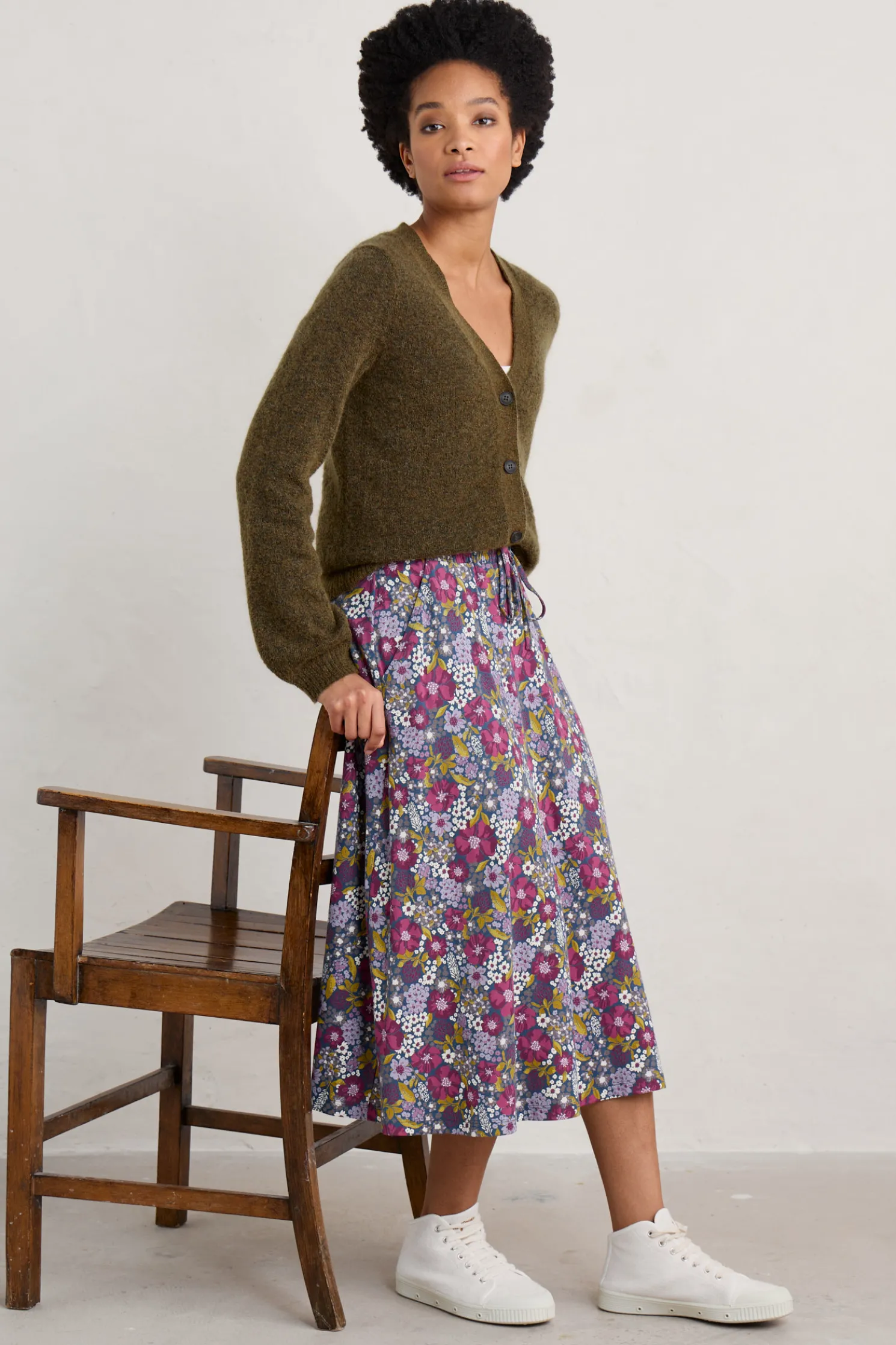 Taffle V-Neck Cardigan