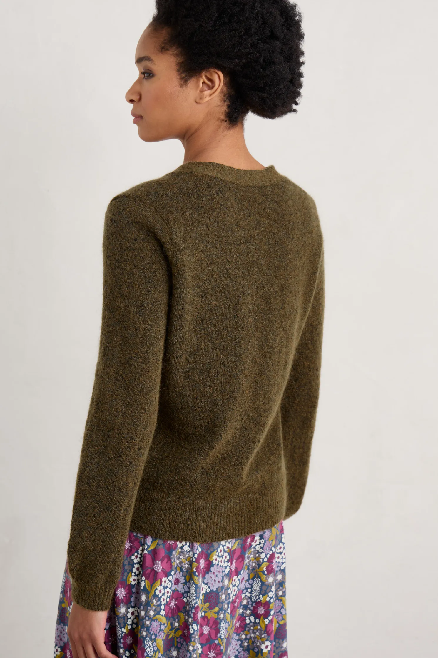 Taffle V-Neck Cardigan